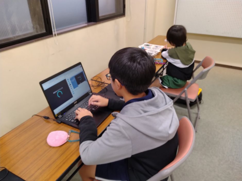 プログラミングレッスンの様子