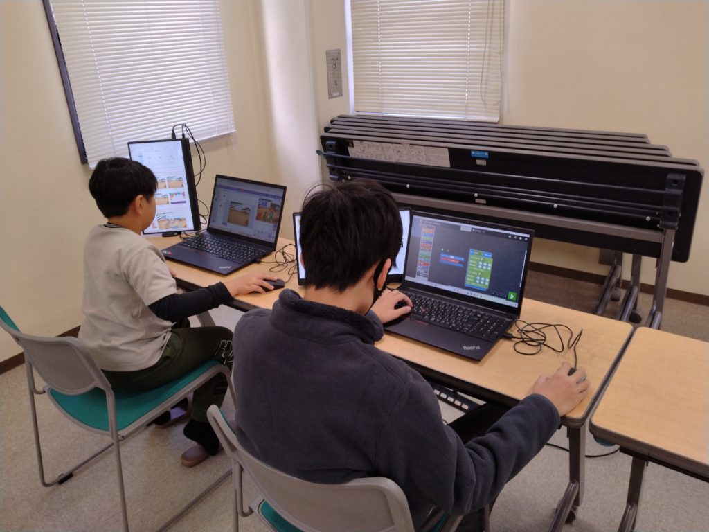 プログラミング教室レッスンの様子
