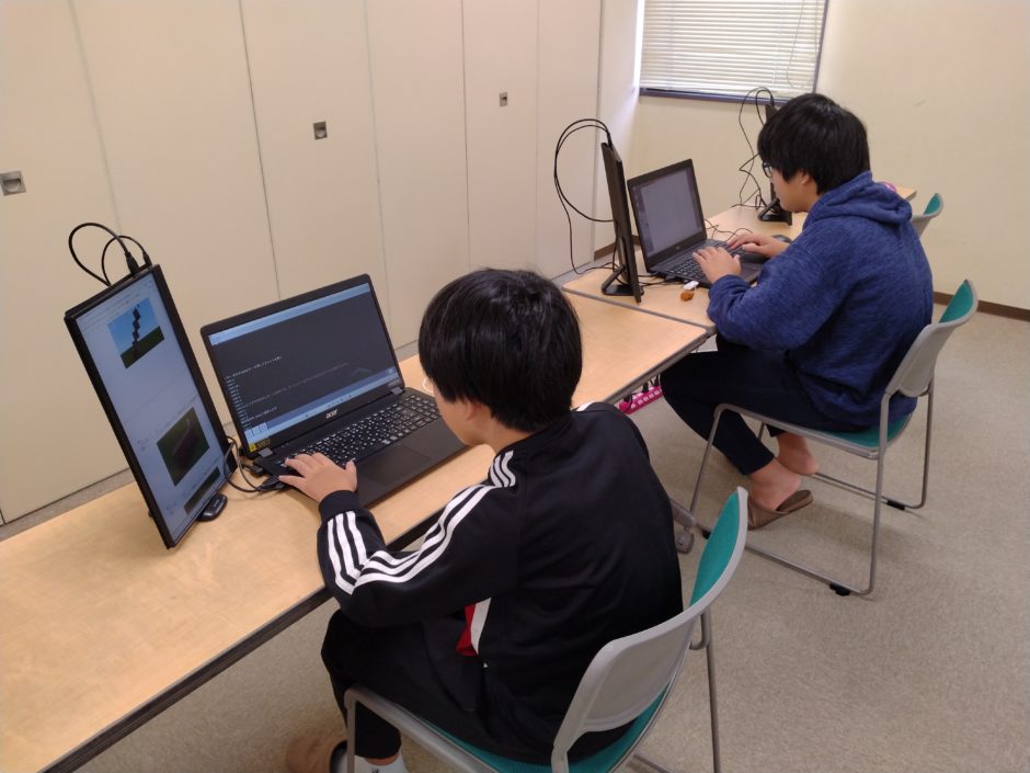 プログラミング教室レッスンの様子
