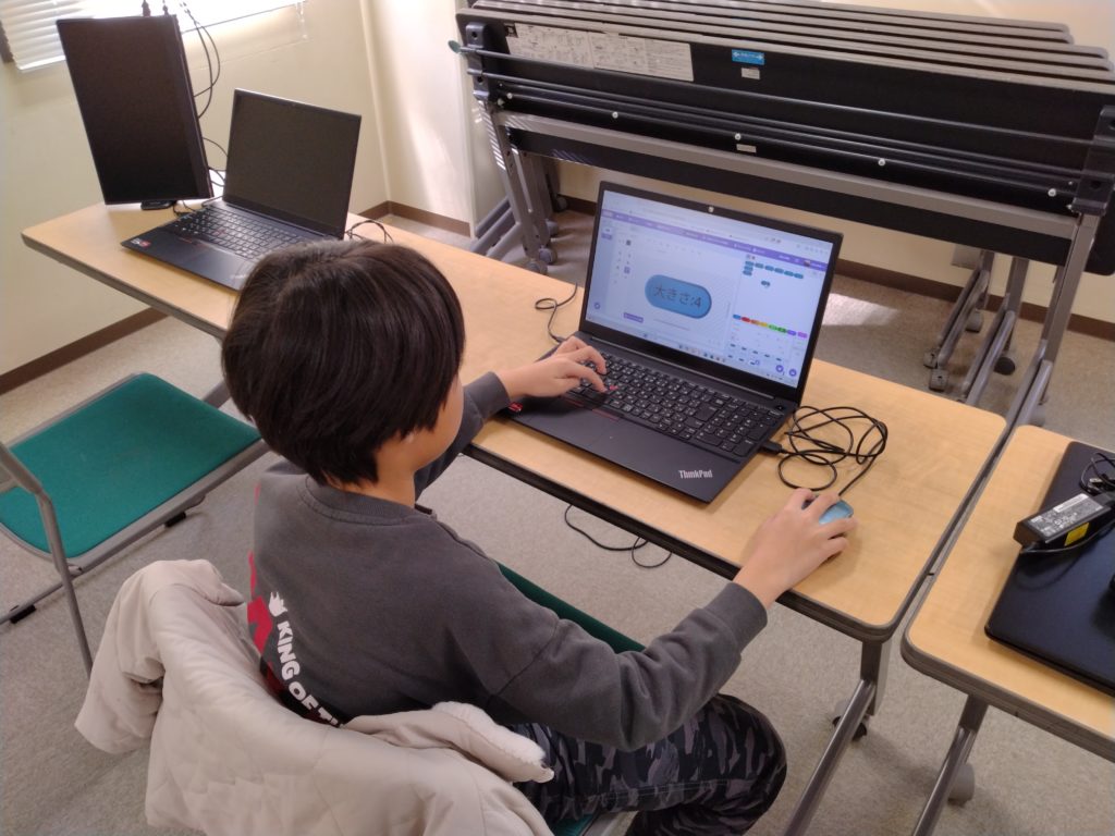 プログラミング教室レッスンの様子