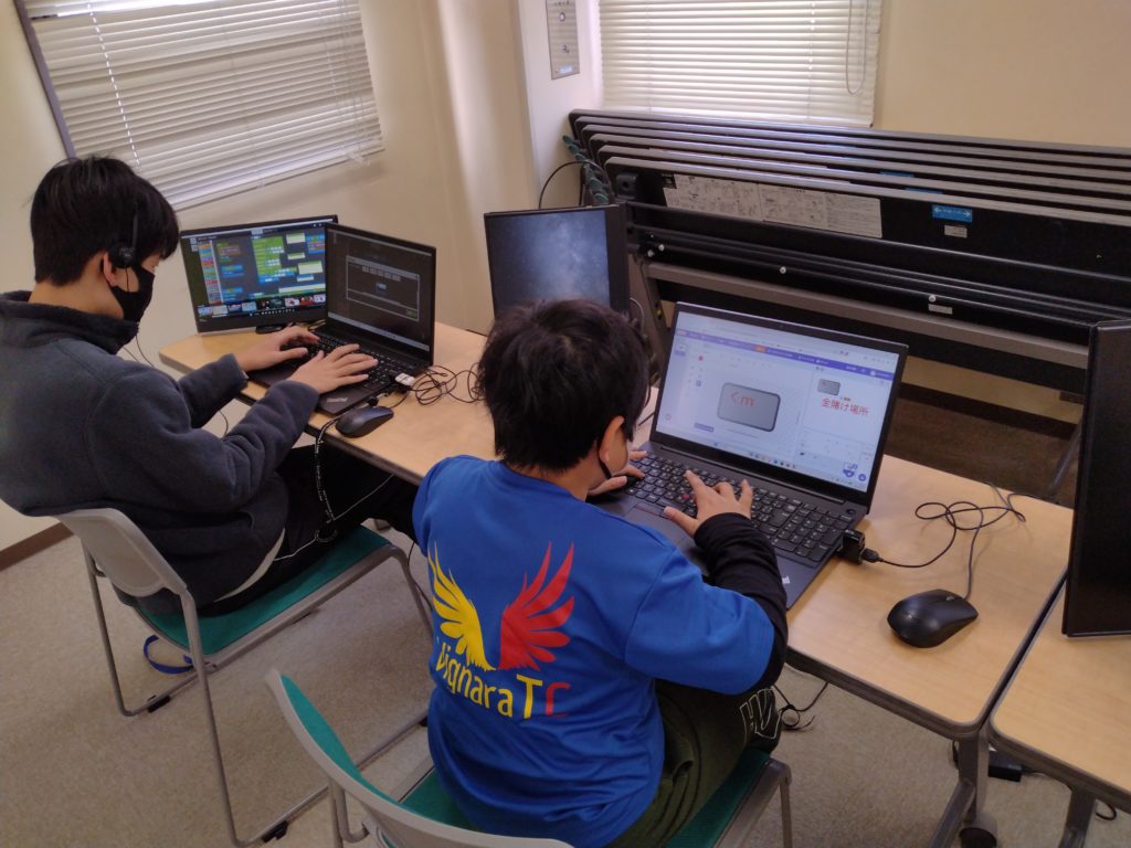 プログラミング教室レッスンの様子