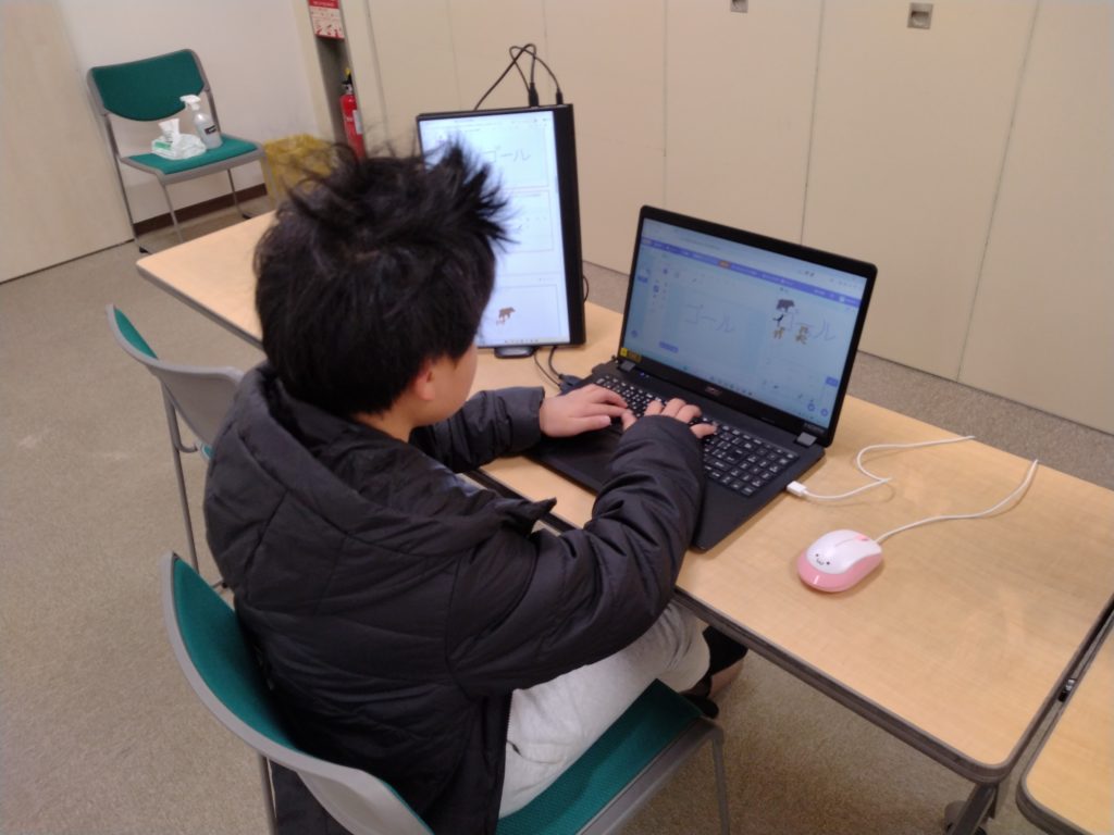 プログラミング教室レッスンの様子