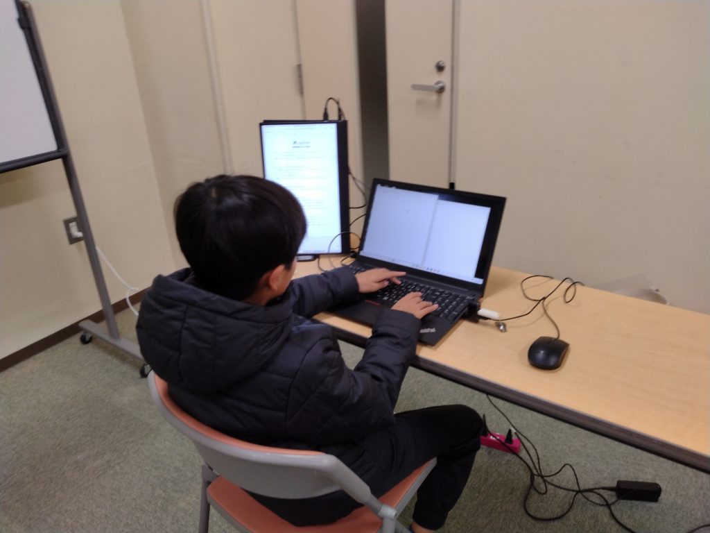 プログラミング教室レッスンの様子