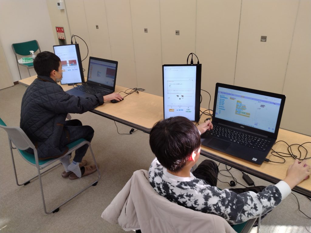 プログラミング教室レッスンの様子