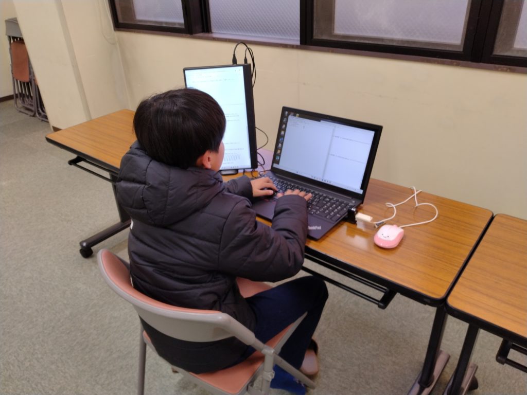 プログラミング教室レッスンの様子