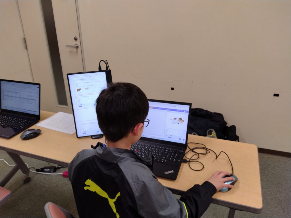 プログラミング教室レッスンの様子