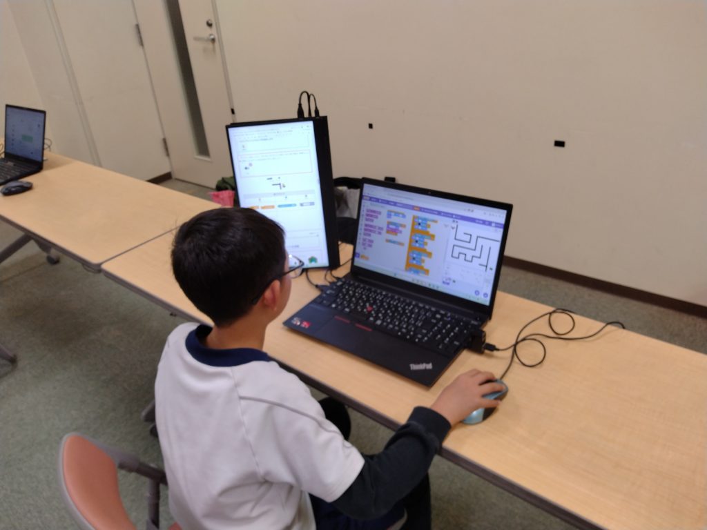プログラミング教室レッスンの様子