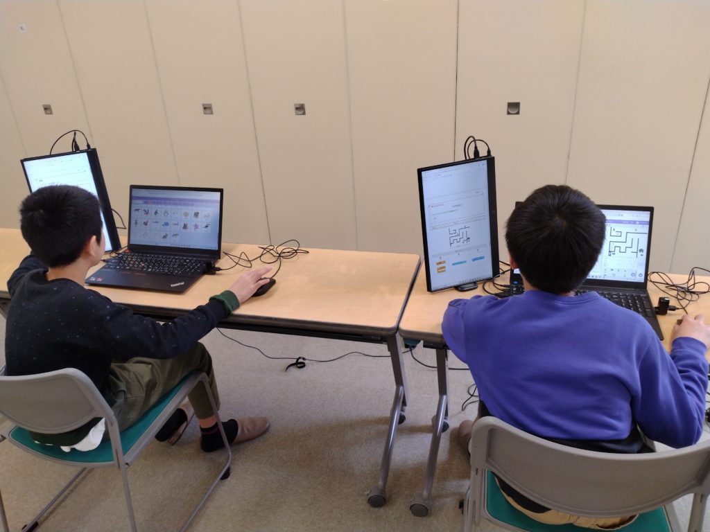 プログラミング教室レッスンの様子