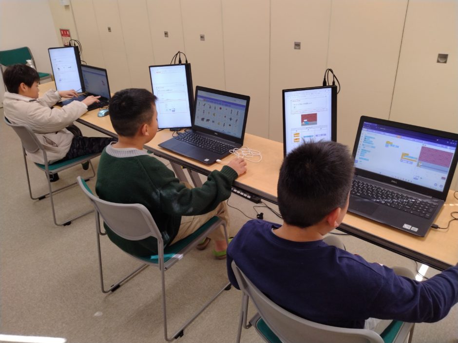 プログラミング教室レッスンの様子