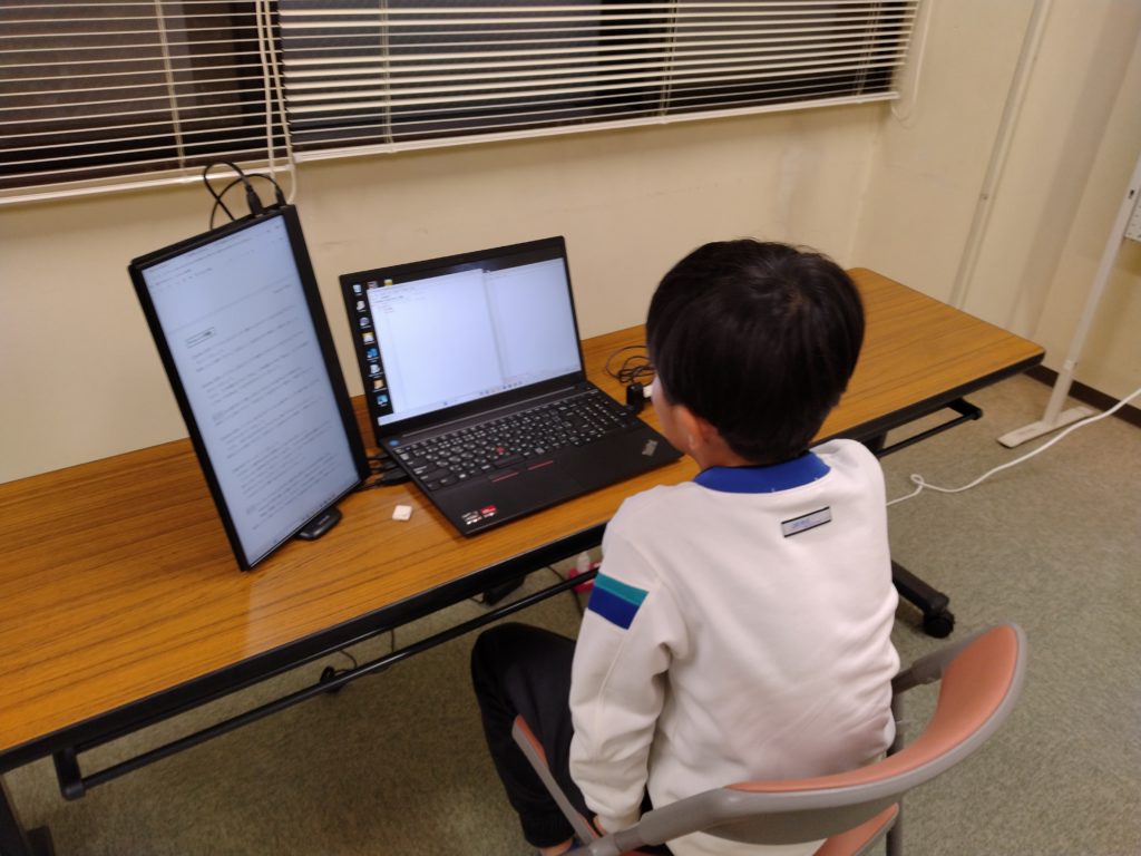 プログラミング教室レッスンの様子