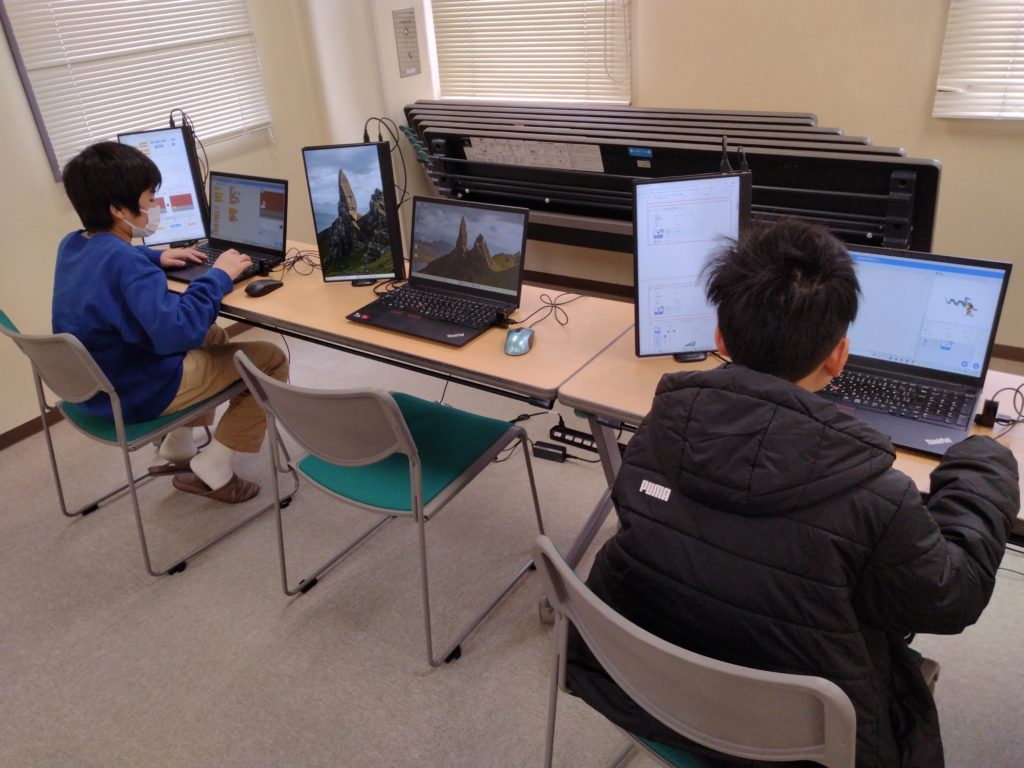プログラミング教室レッスンの様子
