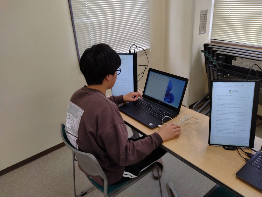 プログラミング教室レッスンの様子