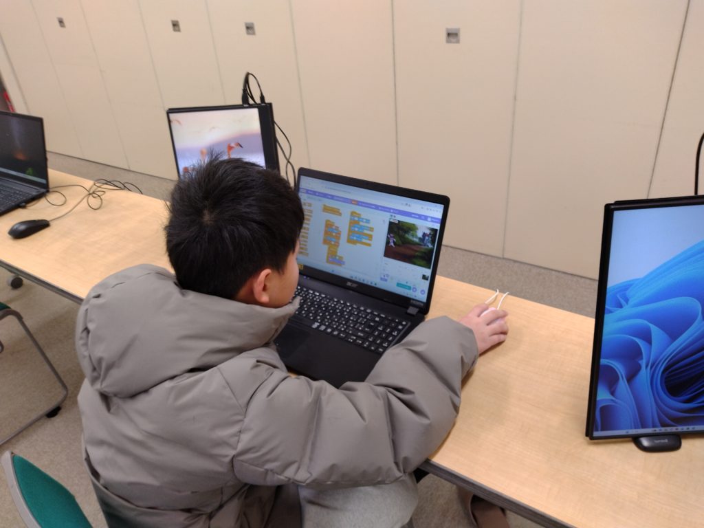 プログラミング教室レッスンの様子
