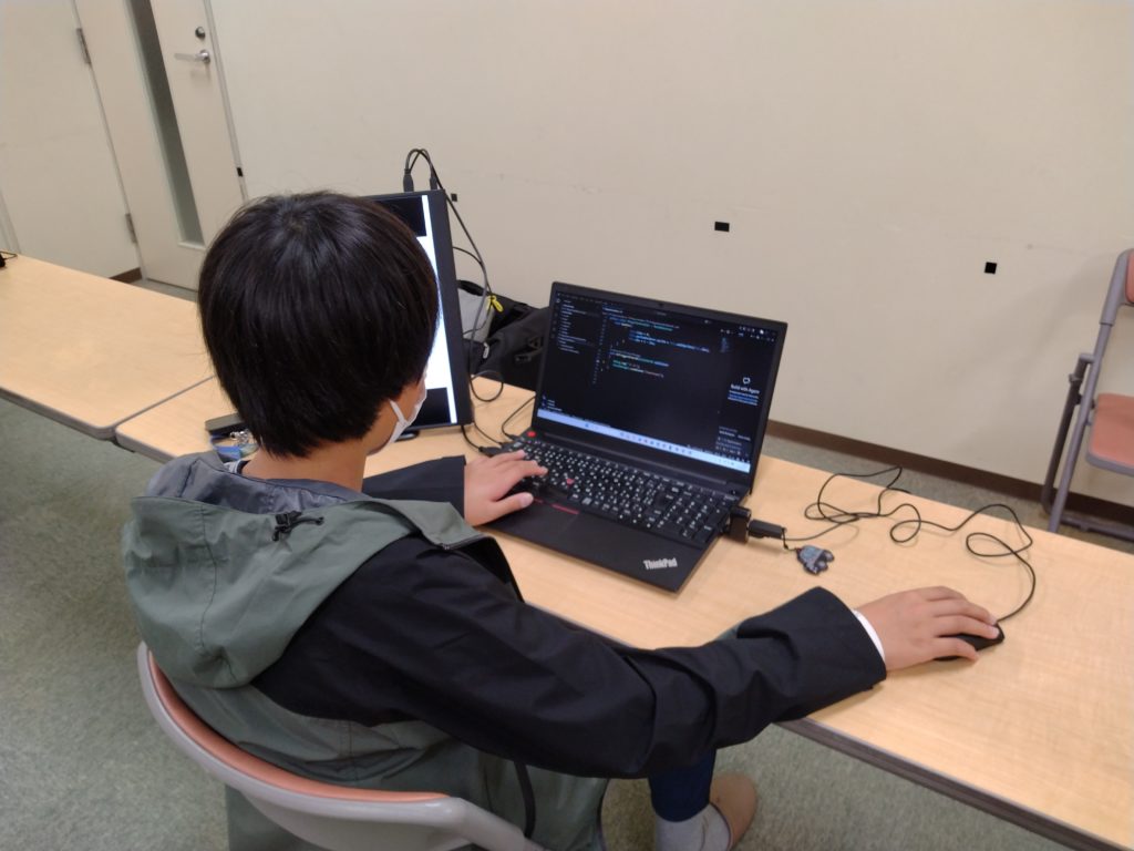 プログラミング教室レッスンの様子