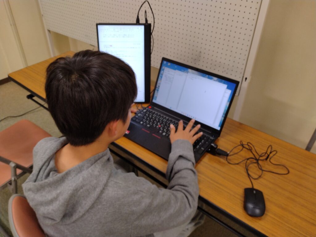 プログラミング講座レッスンの様子