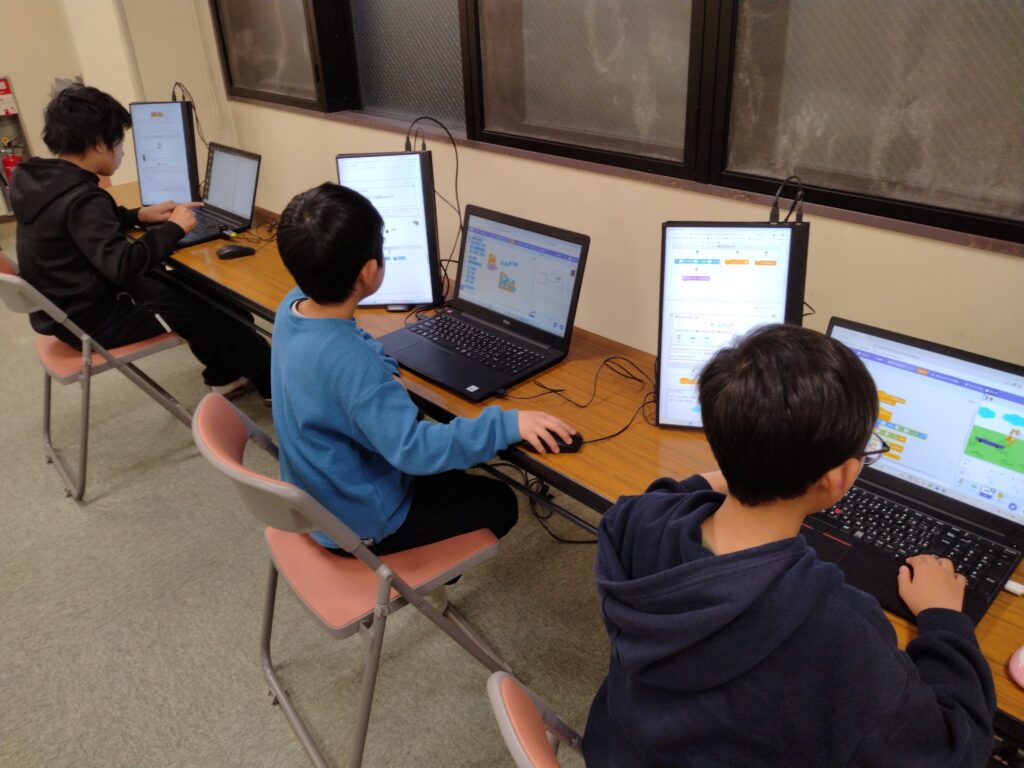 プログラミング講座レッスンの様子