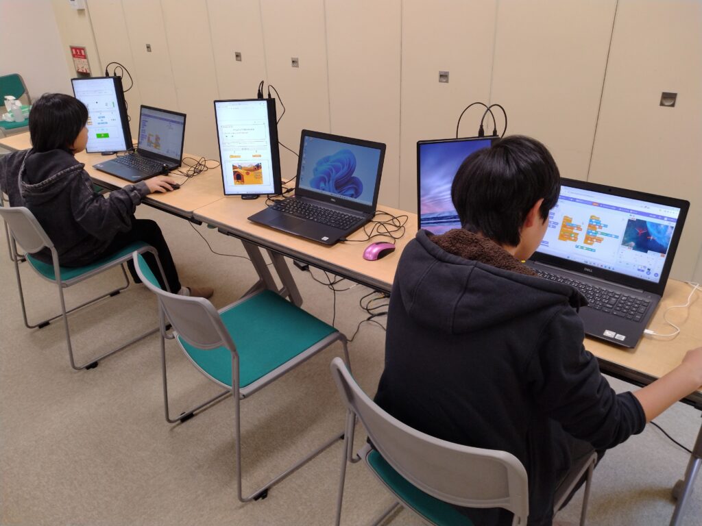 プログラミング教室レッスンの様子