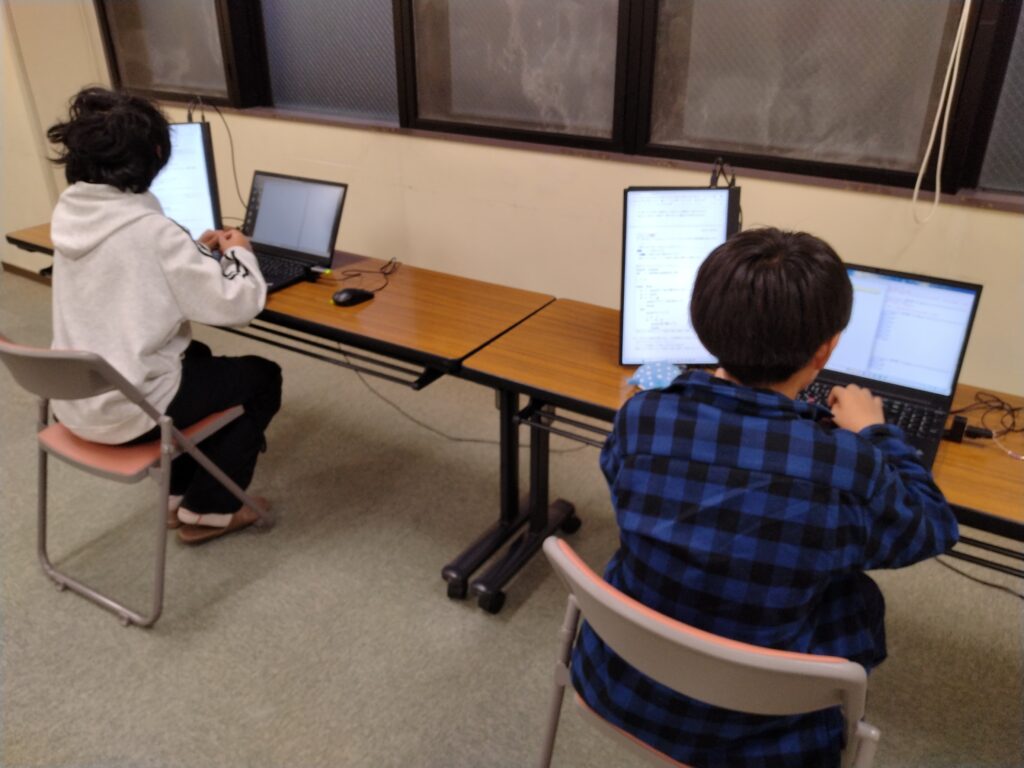 プログラミング教室レッスンの様子