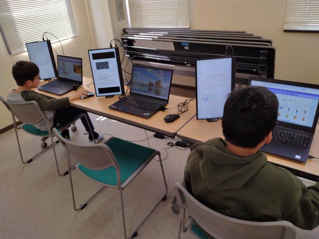 プログラミング教室レッスンの様子