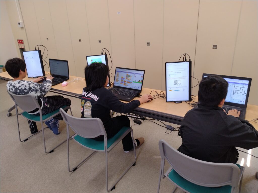 プログラミング講座レッスンの様子