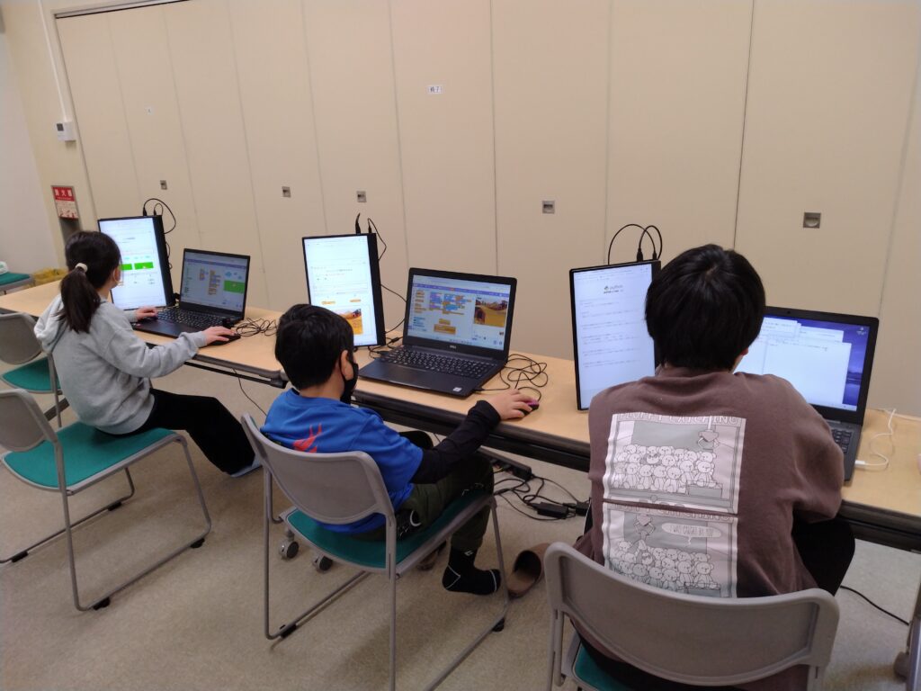 プログラミング教室レッスンの様子