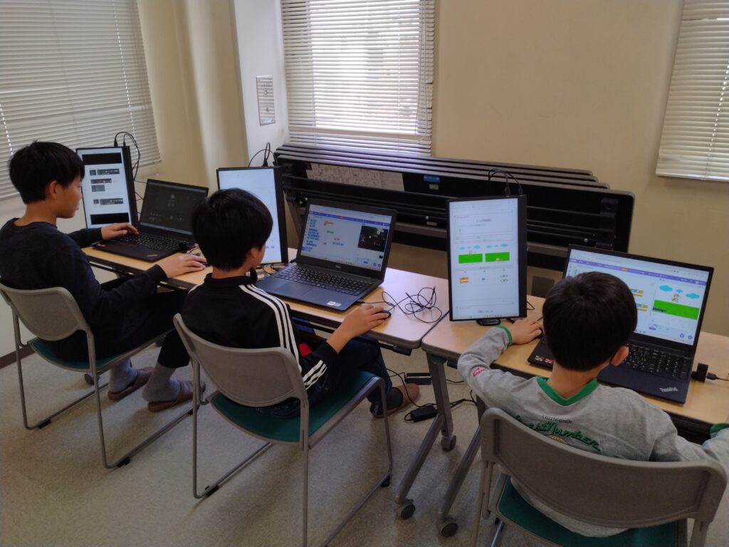 プログラミング講座レッスンの様子