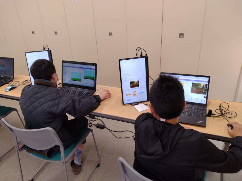 プログラミング教室レッスンの様子