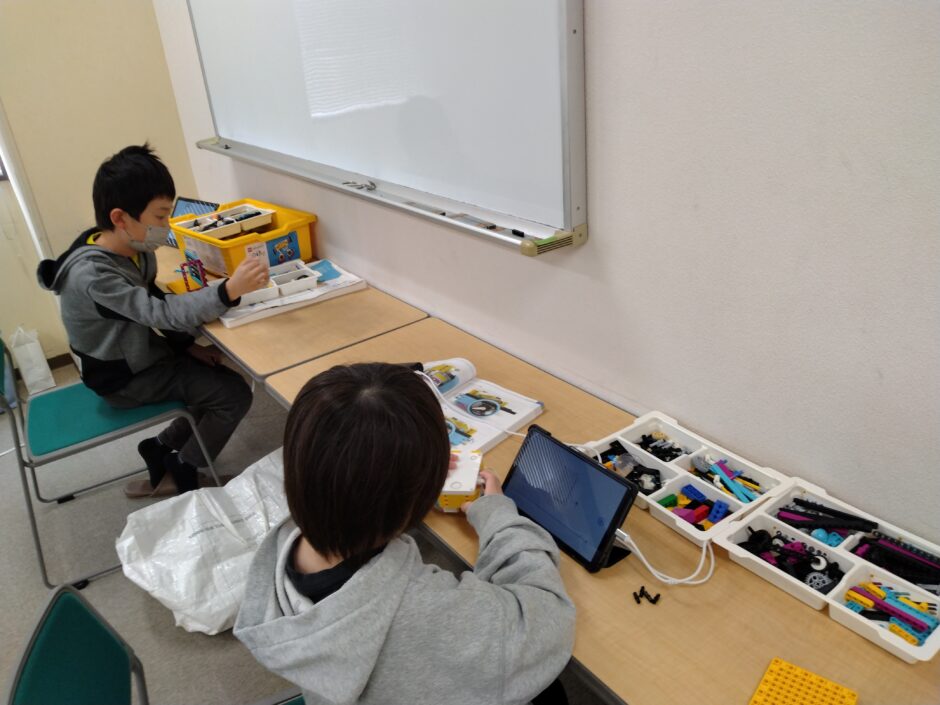 ロボット教室レッスンの様子