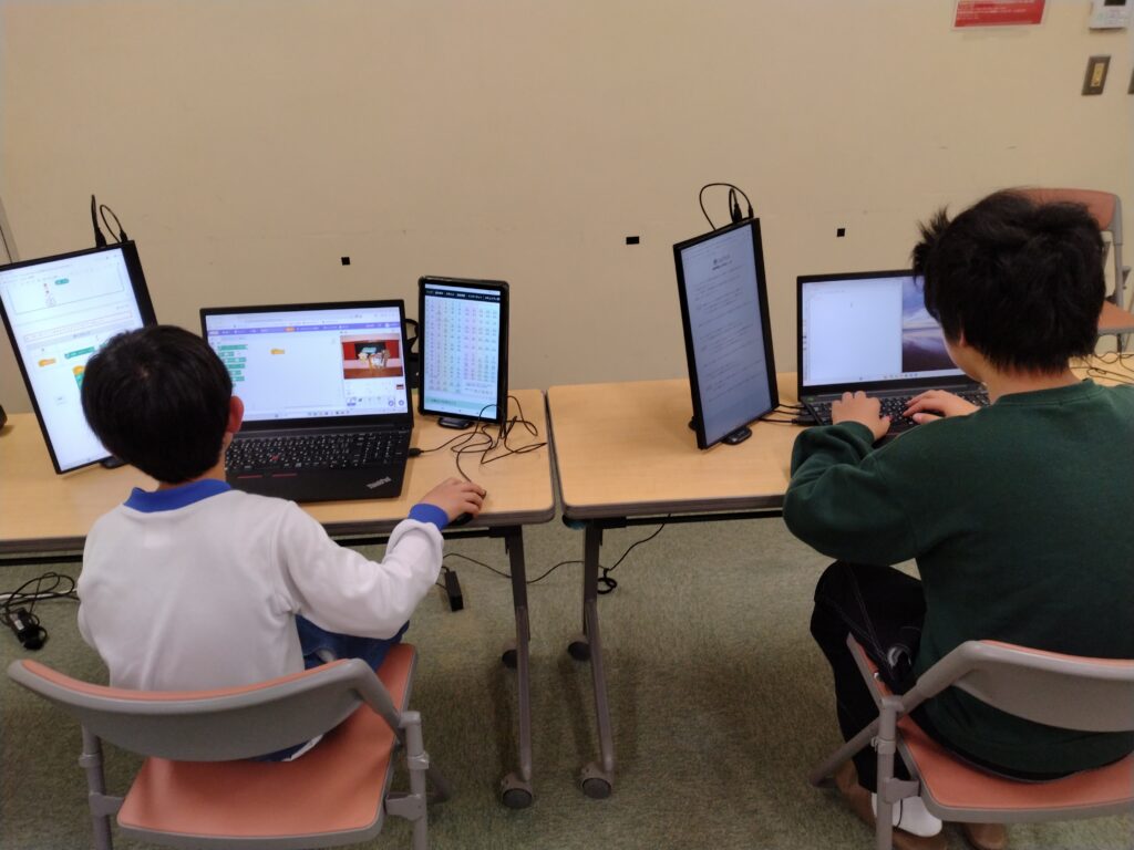 プログラミング教室レッスンの様子