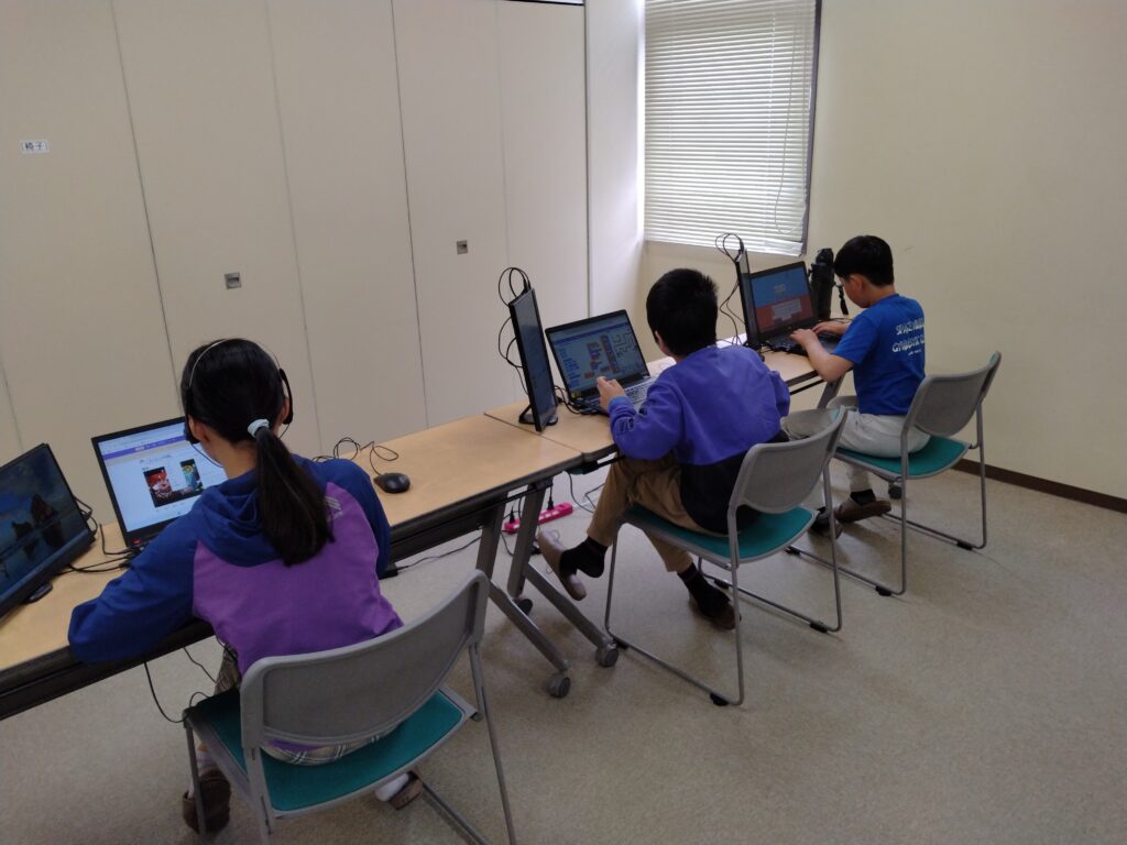プログラミング教室レッスンの様子