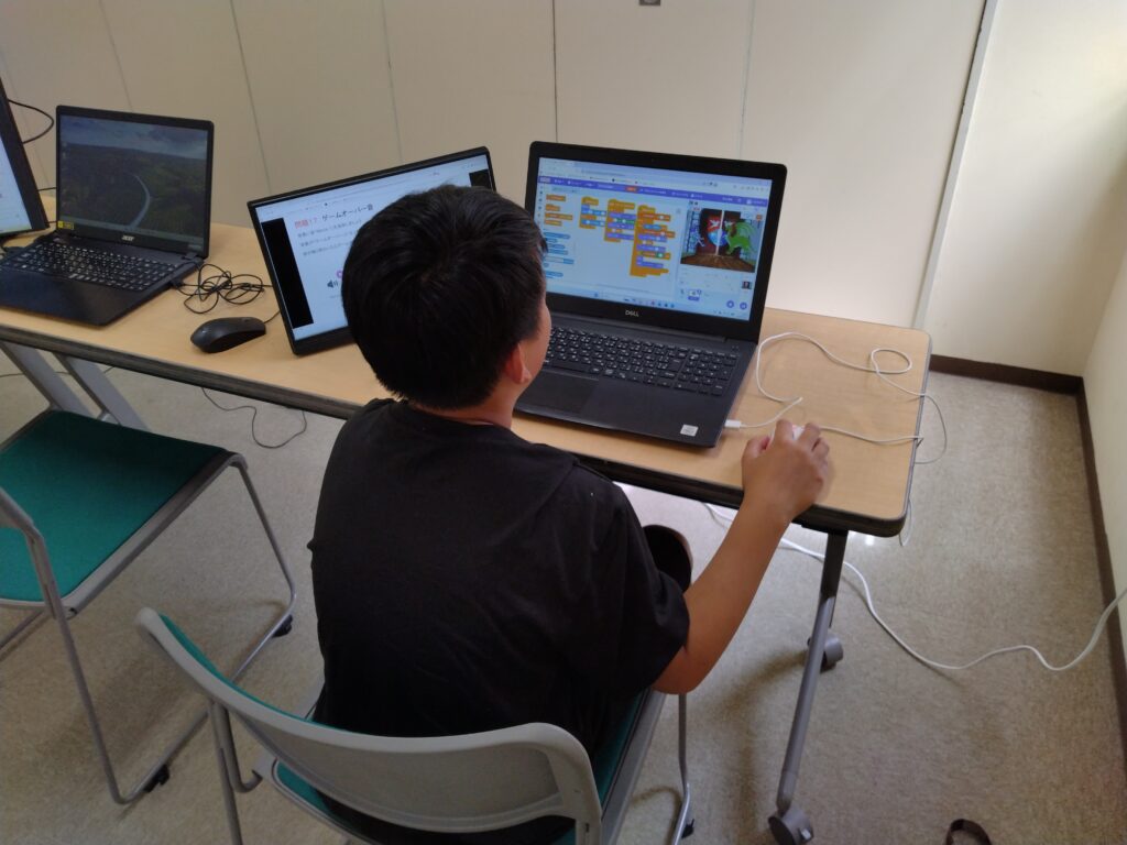 プログラミング教室レッスンの様子