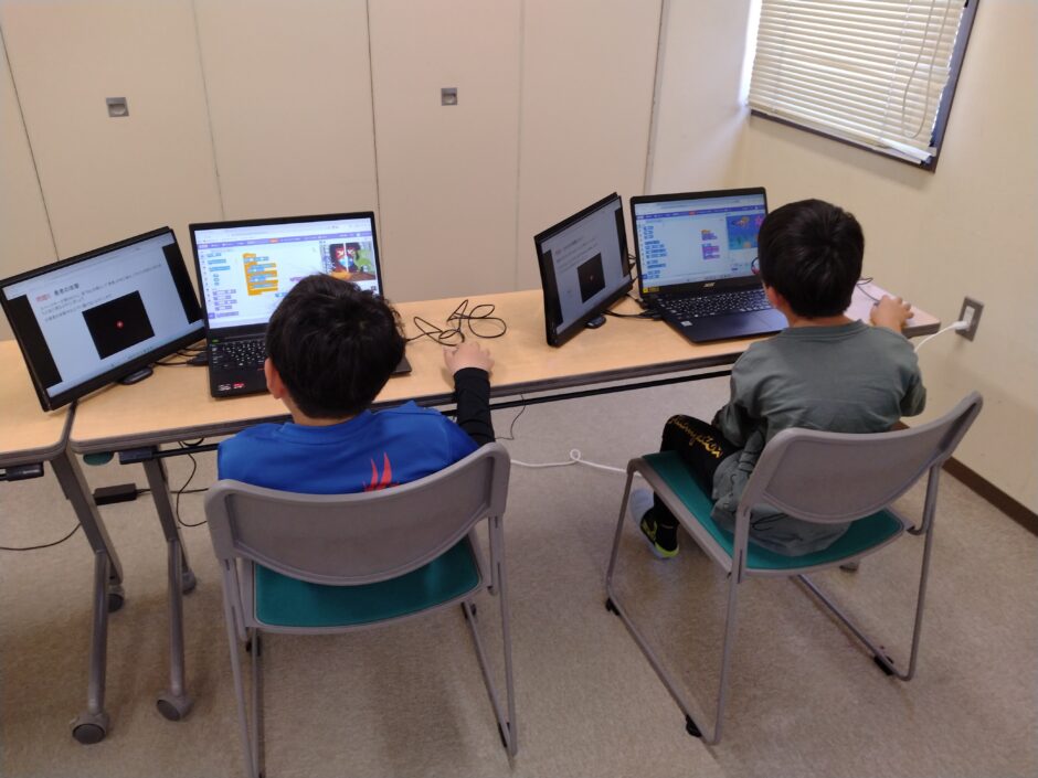 プログラミング教室レッスンの様子