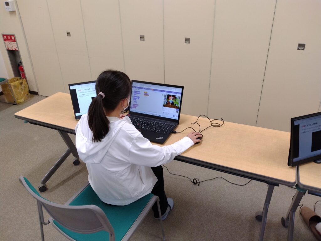 プログラミング教室レッスンの様子