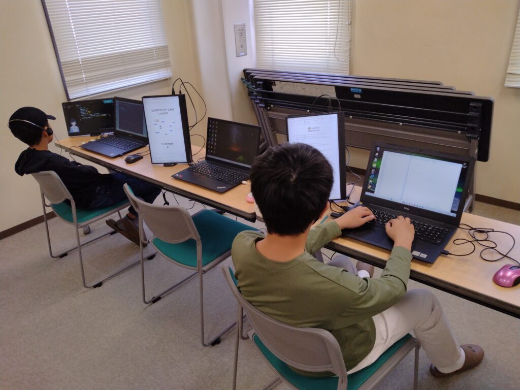 プログラミング教室レッスンの様子