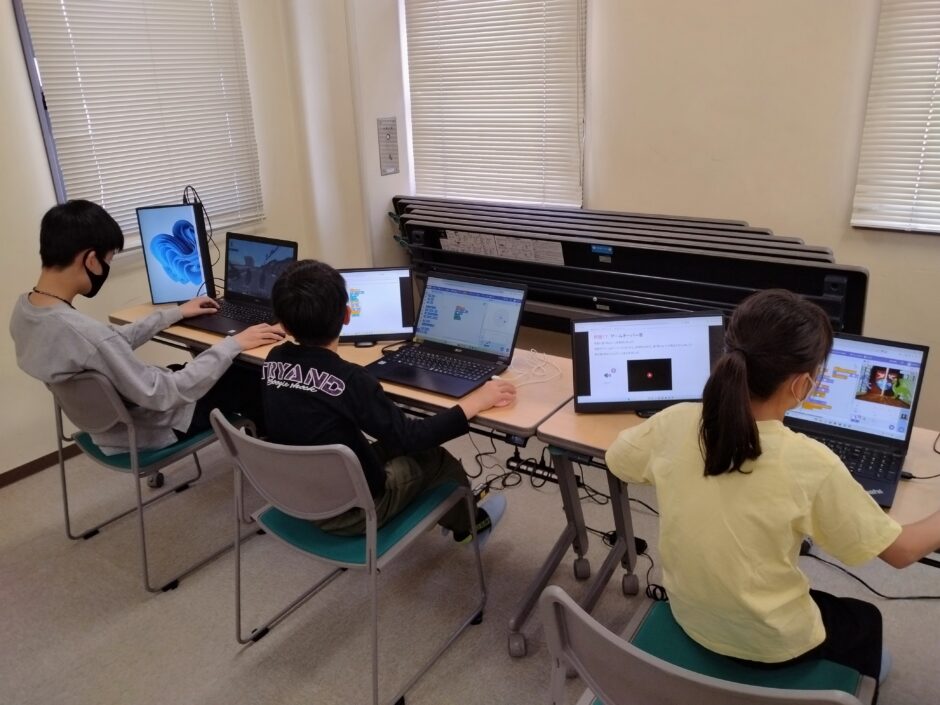 プログラミング教室レッスンの様子