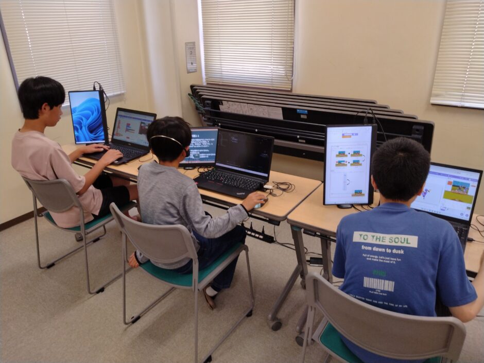 プログラミング教室レッスンの様子