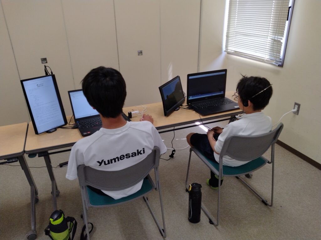 プログラミング教室レッスンの様子