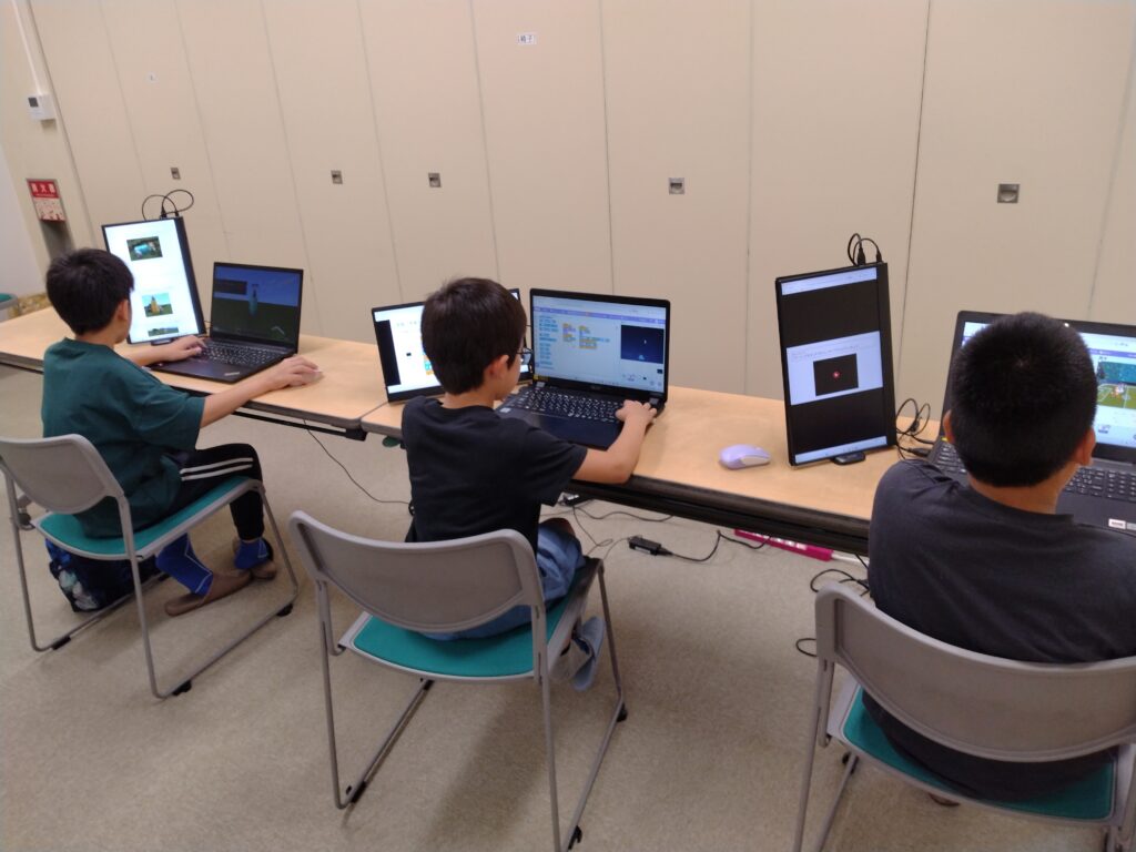 プログラミング教室レッスンの様子