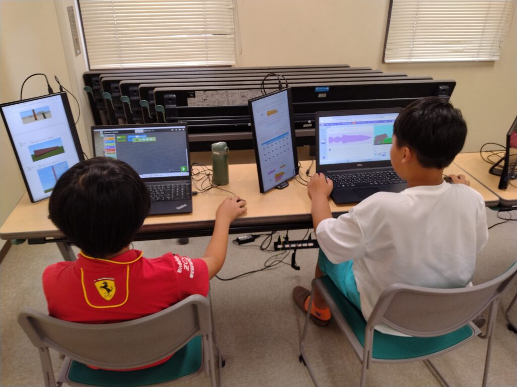 プログラミング教室レッスンの様子