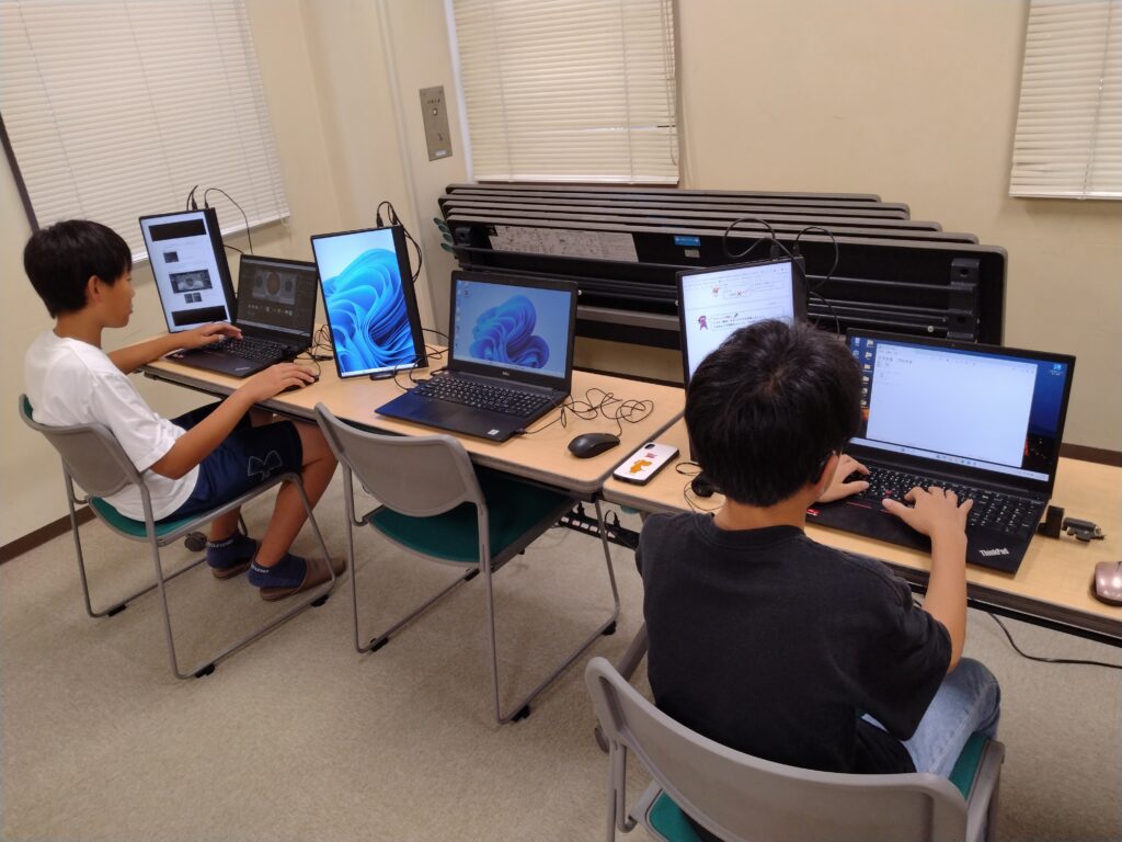 プログラミング教室レッスンの様子