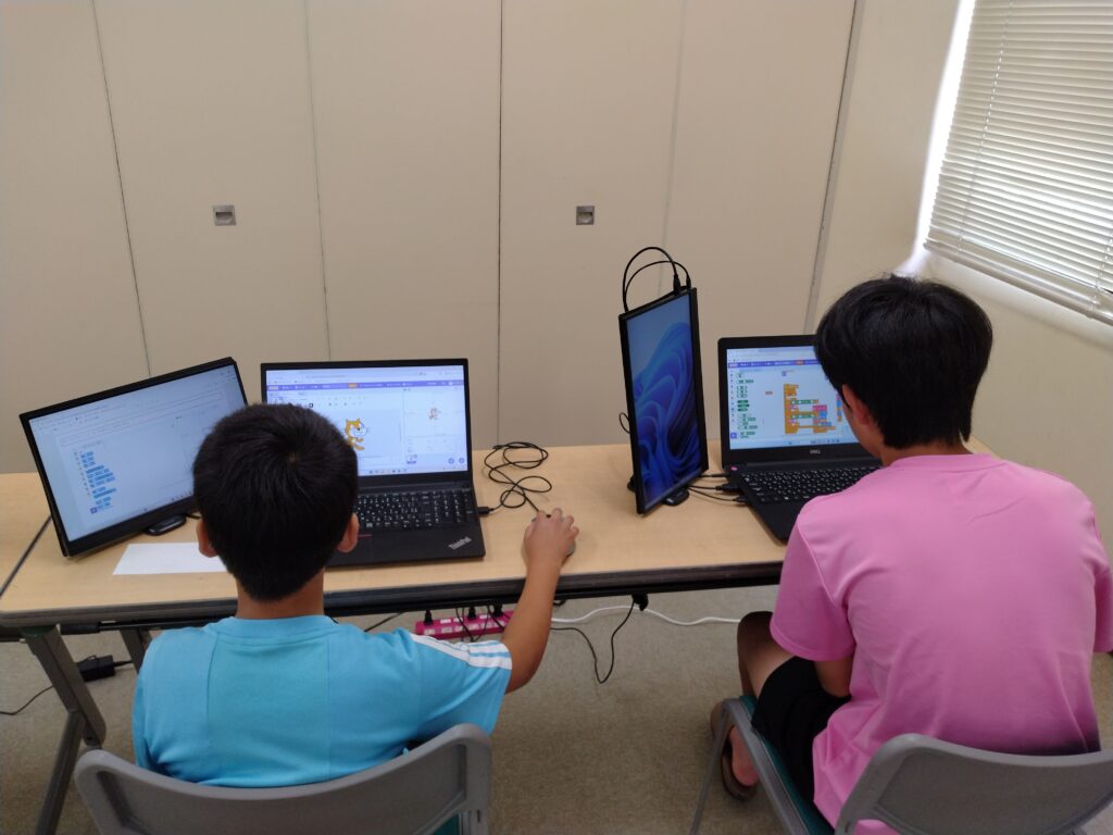 プログラミング教室レッスンの様子