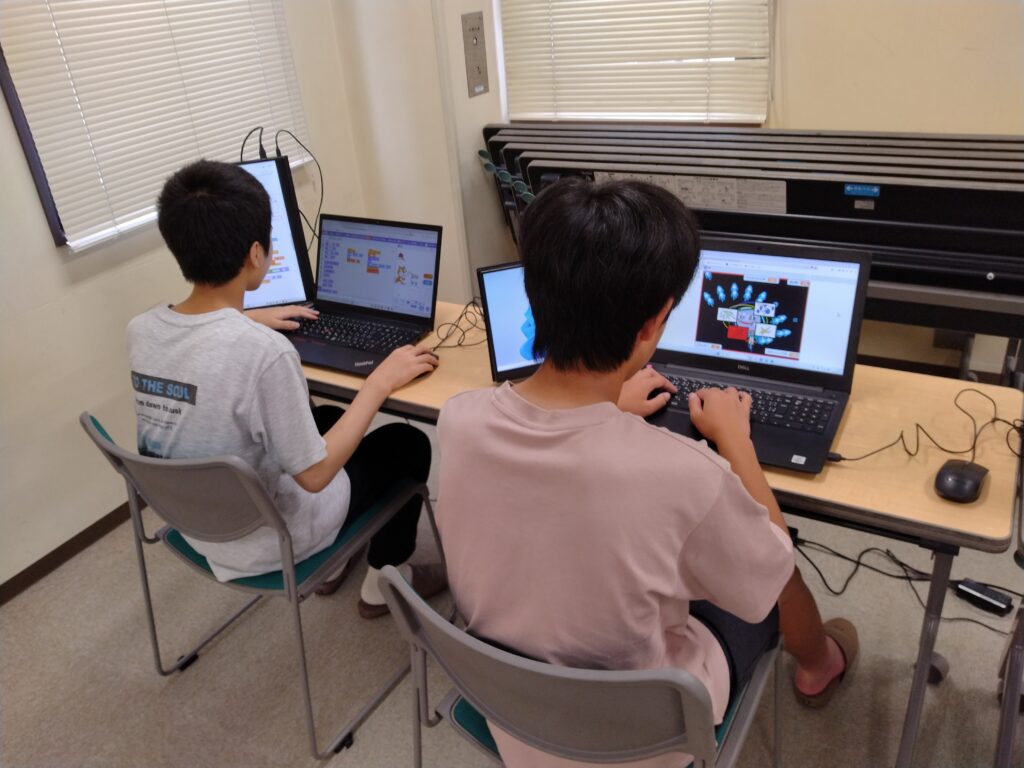 プログラミング教室レッスンの様子