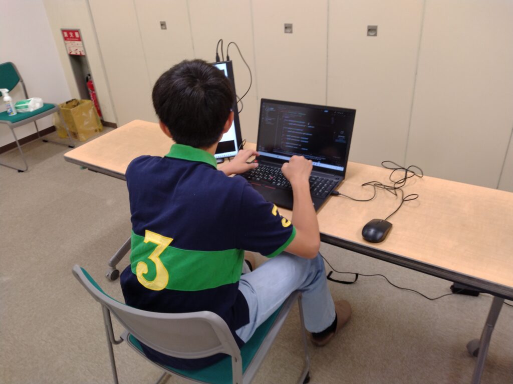 プログラミング教室レッスンの様子