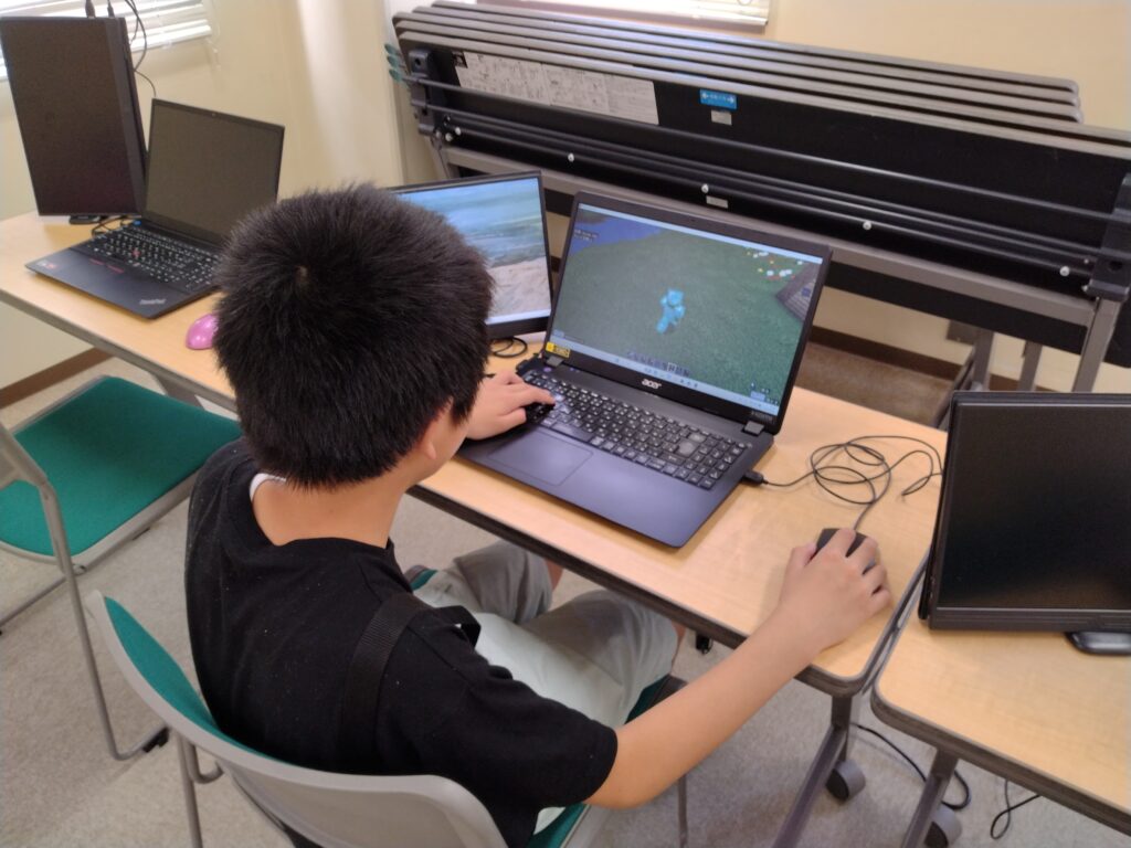 プログラミング教室レッスンの様子