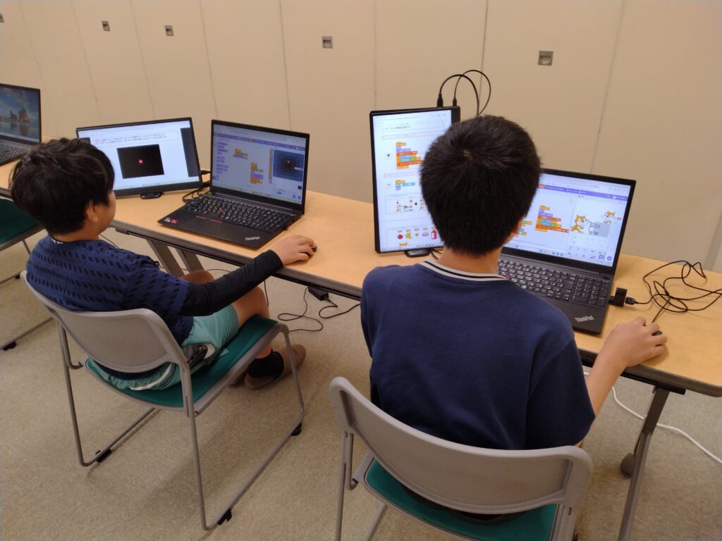 プログラミング教室レッスンの様子