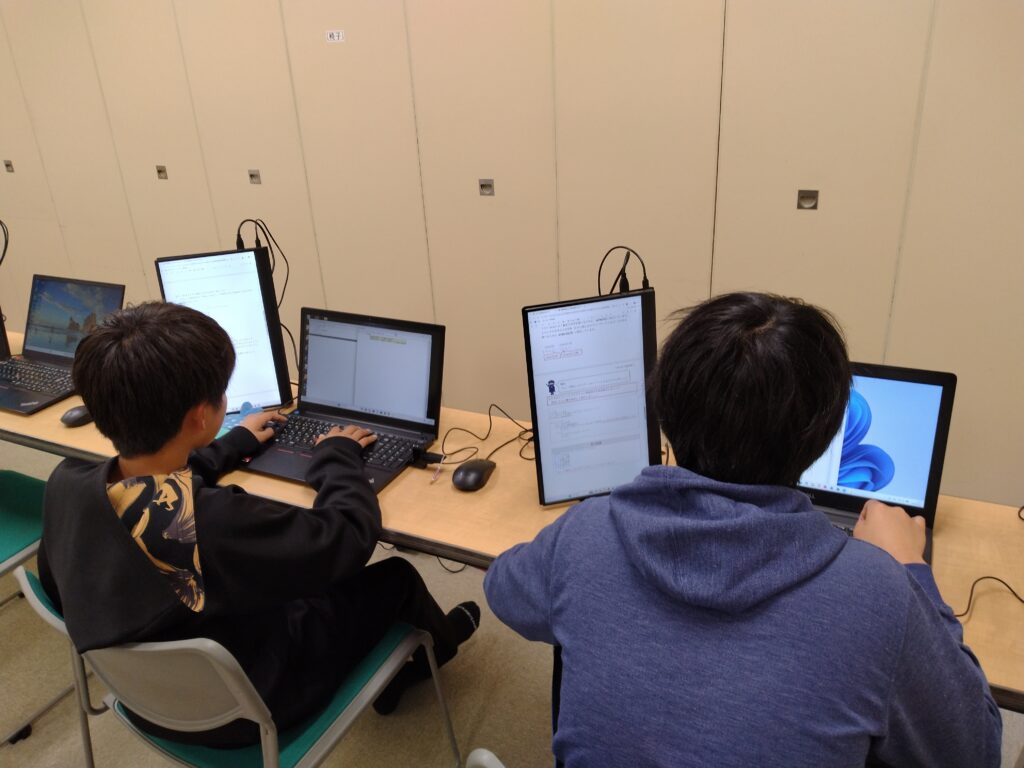 プログラミング教室レッスンの様子