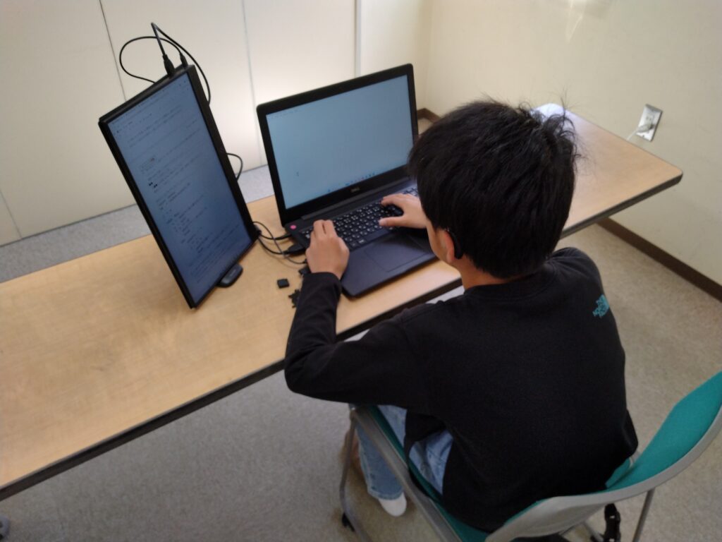 プログラミング教室レッスンの様子